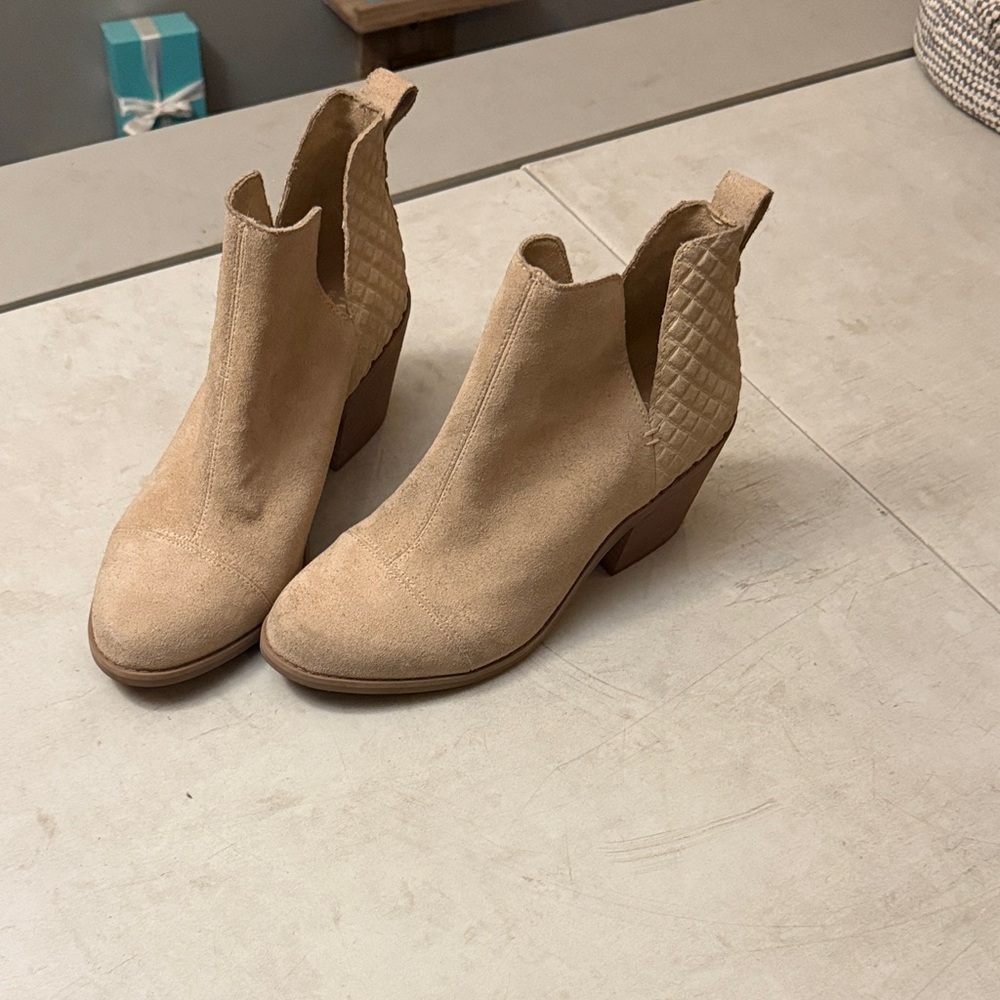 Toms Beige Heeled Ankle Boots